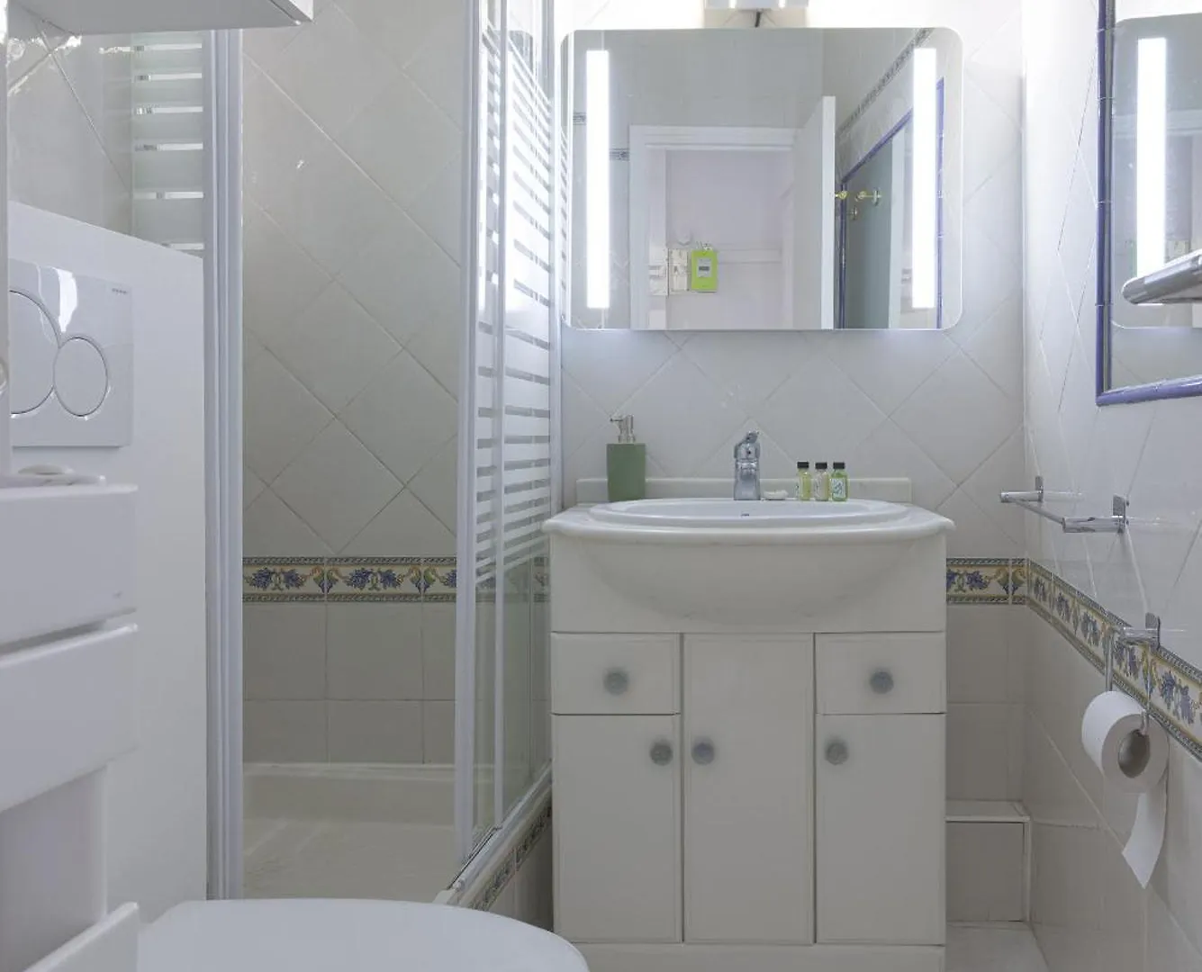 Un Ecrin Au Suquet - Studio, Clim, Balcon, Plage, Palais Des Festivals Cannes Appartement