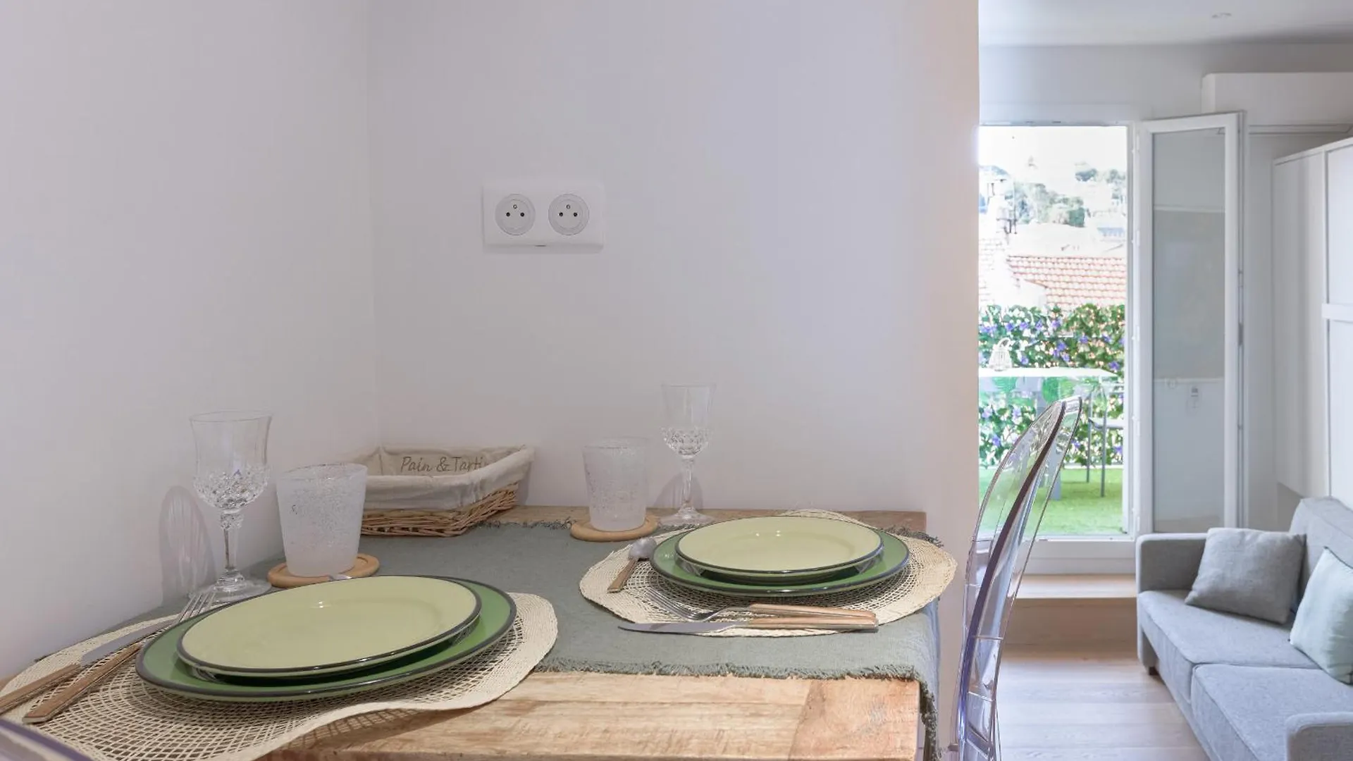 Un Ecrin Au Suquet - Studio, Clim, Balcon, Plage, Palais Des Festivals 戛纳