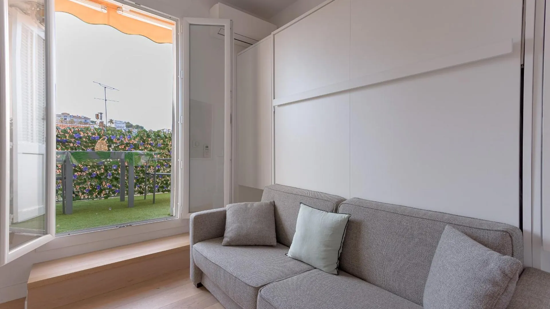 Un Ecrin Au Suquet - Studio, Clim, Balcon, Plage, Palais Des Festivals 戛纳 公寓